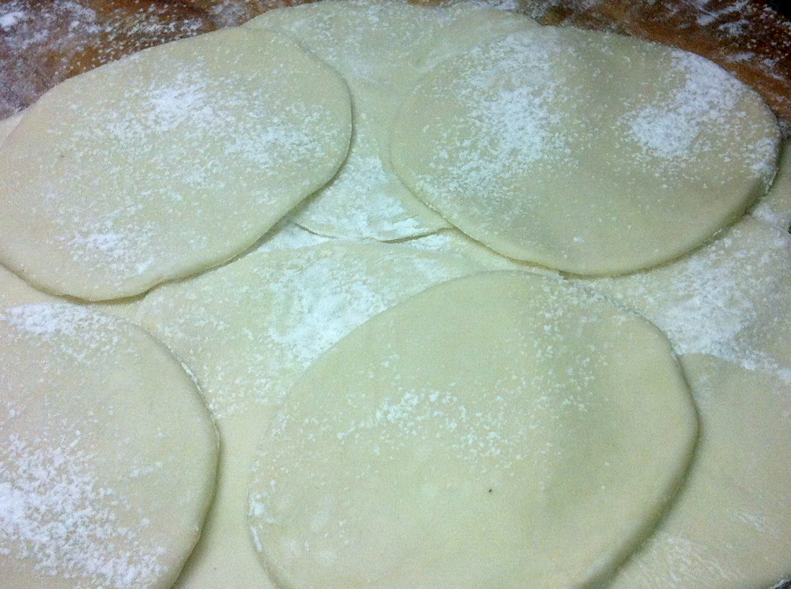 Masa criolla básica para empanadas y tartas saladas - Comidas y Picadas